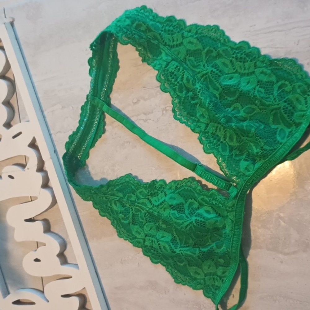 🆕 Signature 8 lingerie lace bralette